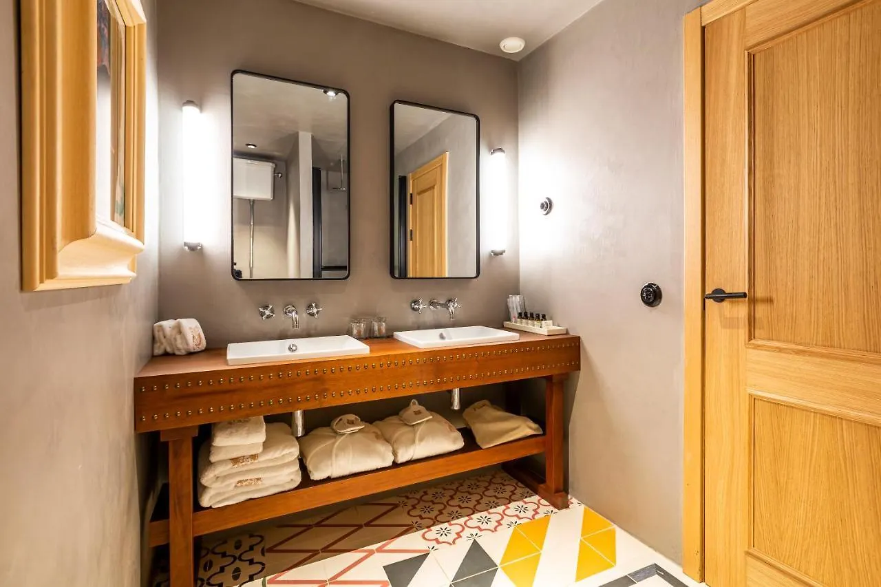 ****  Hotel La Torre Del Canonigo - Small Luxury Hotels Ibiza Spanyolország