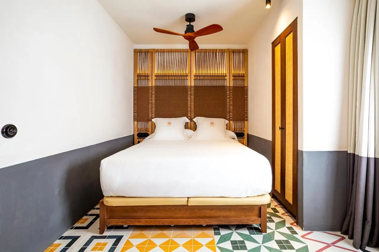 Hotel La Torre Del Canonigo - Small Luxury Hotels Ibiza