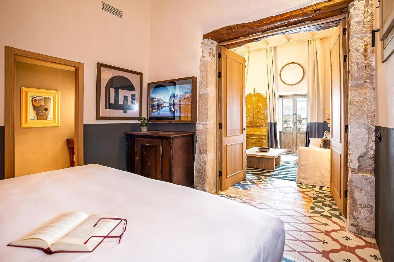 Hotel La Torre Del Canonigo - Small Luxury Hotels Ibiza 4*,