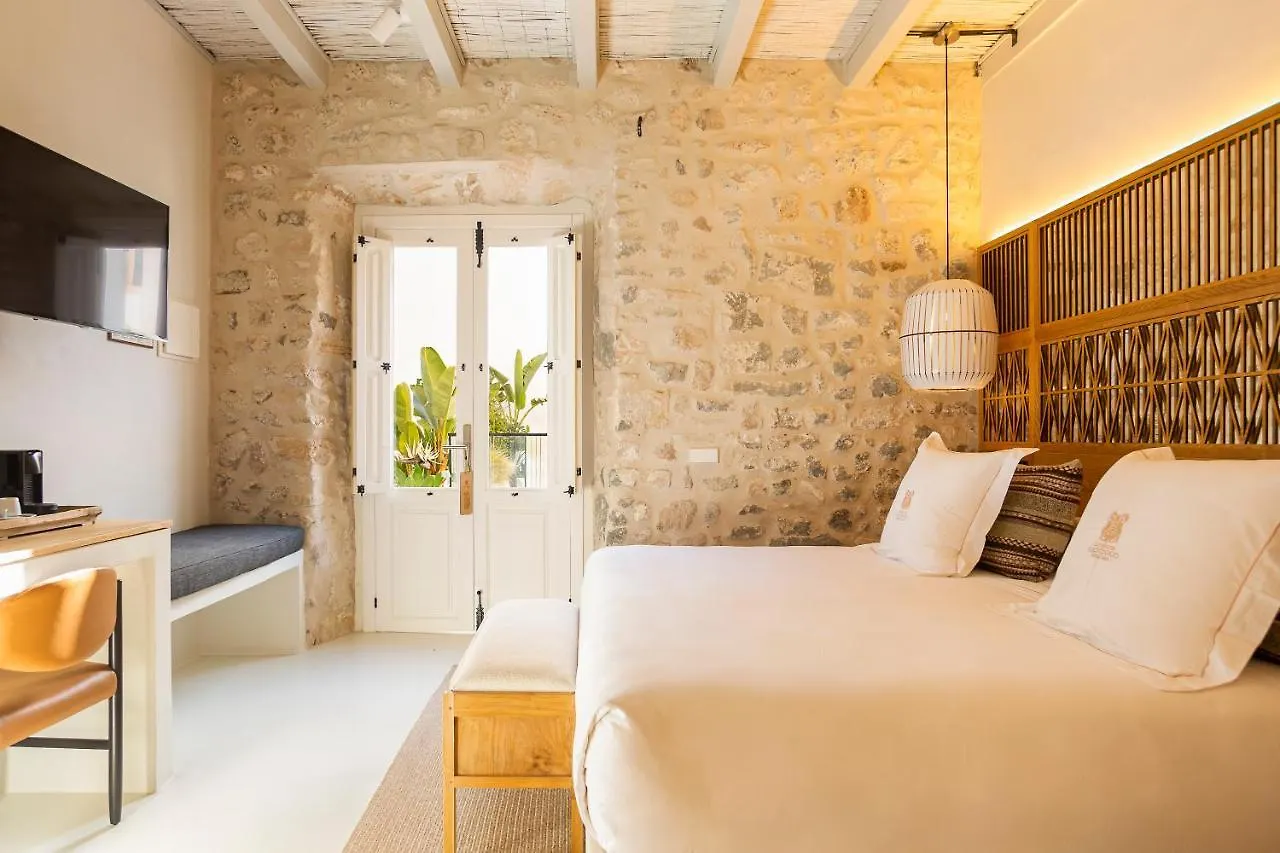 Hotel La Torre Del Canonigo - Small Luxury Hotels Ibiza 4*,
