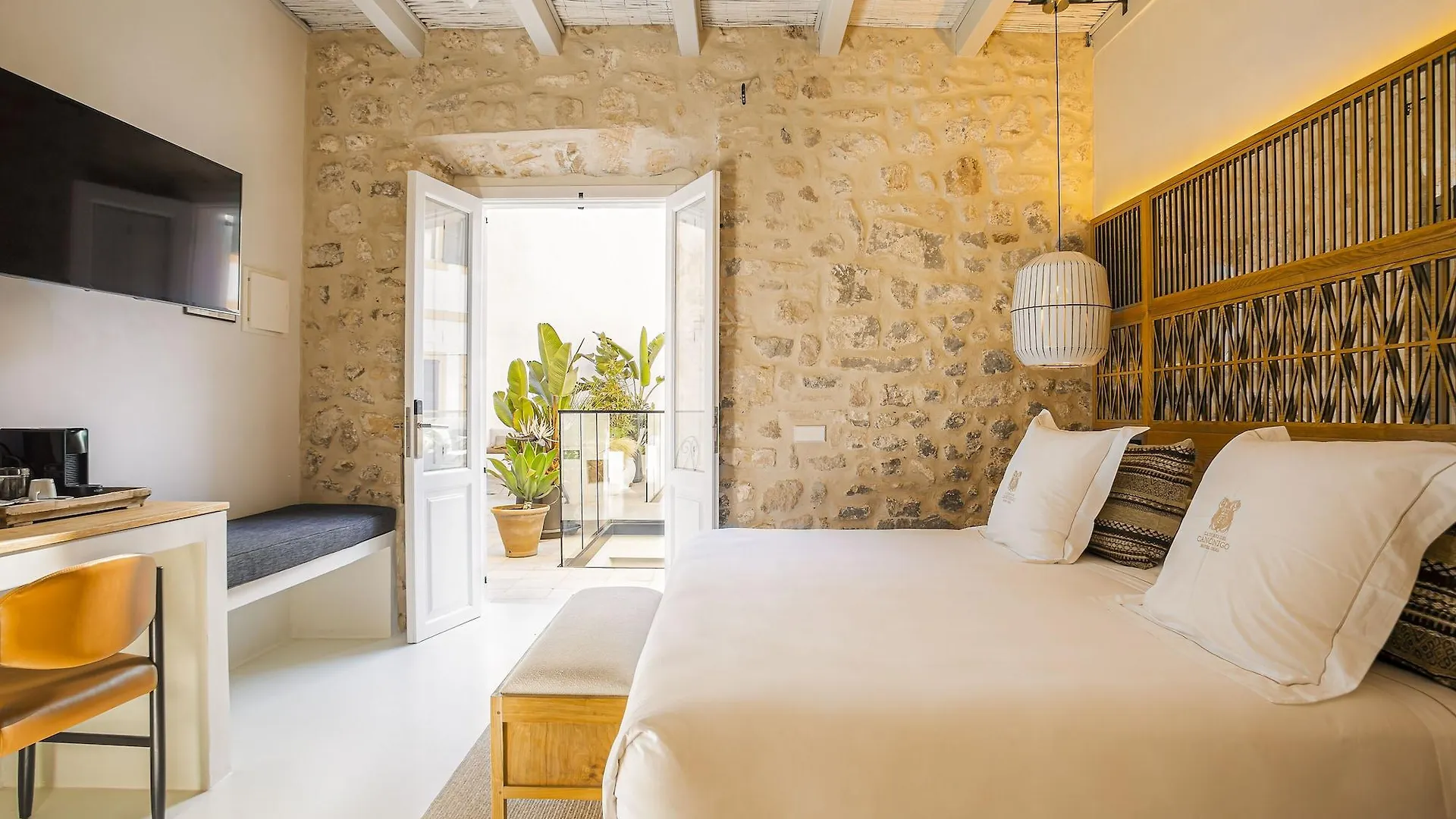 Hotel La Torre Del Canonigo - Small Luxury Hotels Ibiza Spanyolország
