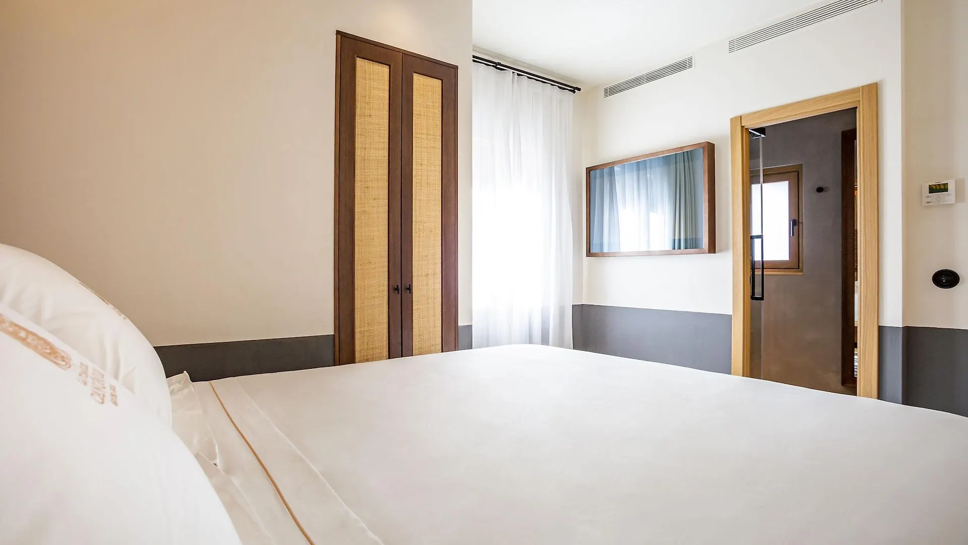 Hotel La Torre Del Canonigo - Small Luxury Hotels Ibiza
